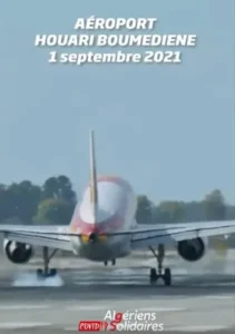 Avion décollant à l'aéroport Houari Boumediene, Algérie.